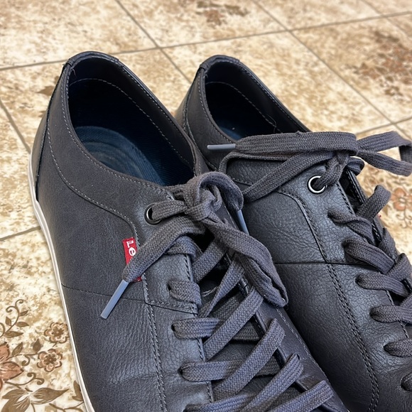 Men’s grey leather Levi’s - Picture 4 of 4